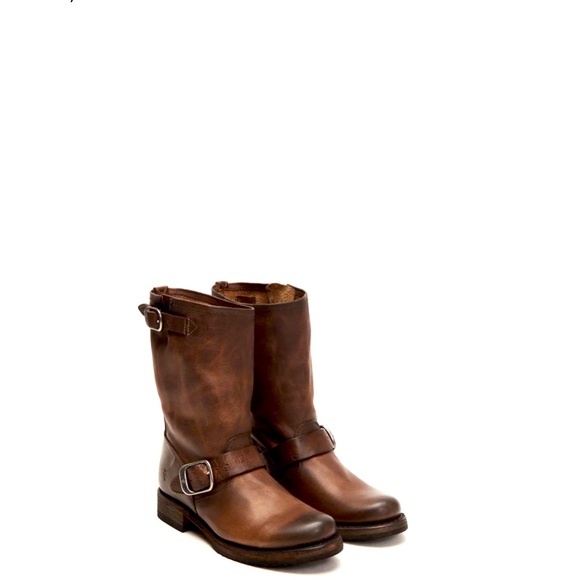 Frye Shoes - Womens FRYE size 10 Veronica short boot worn once